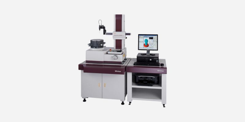máy đo độ tròn hoạt động bằng cách so sánh bề mặt chi tiết cần đo với một hình tròn lý tưởng